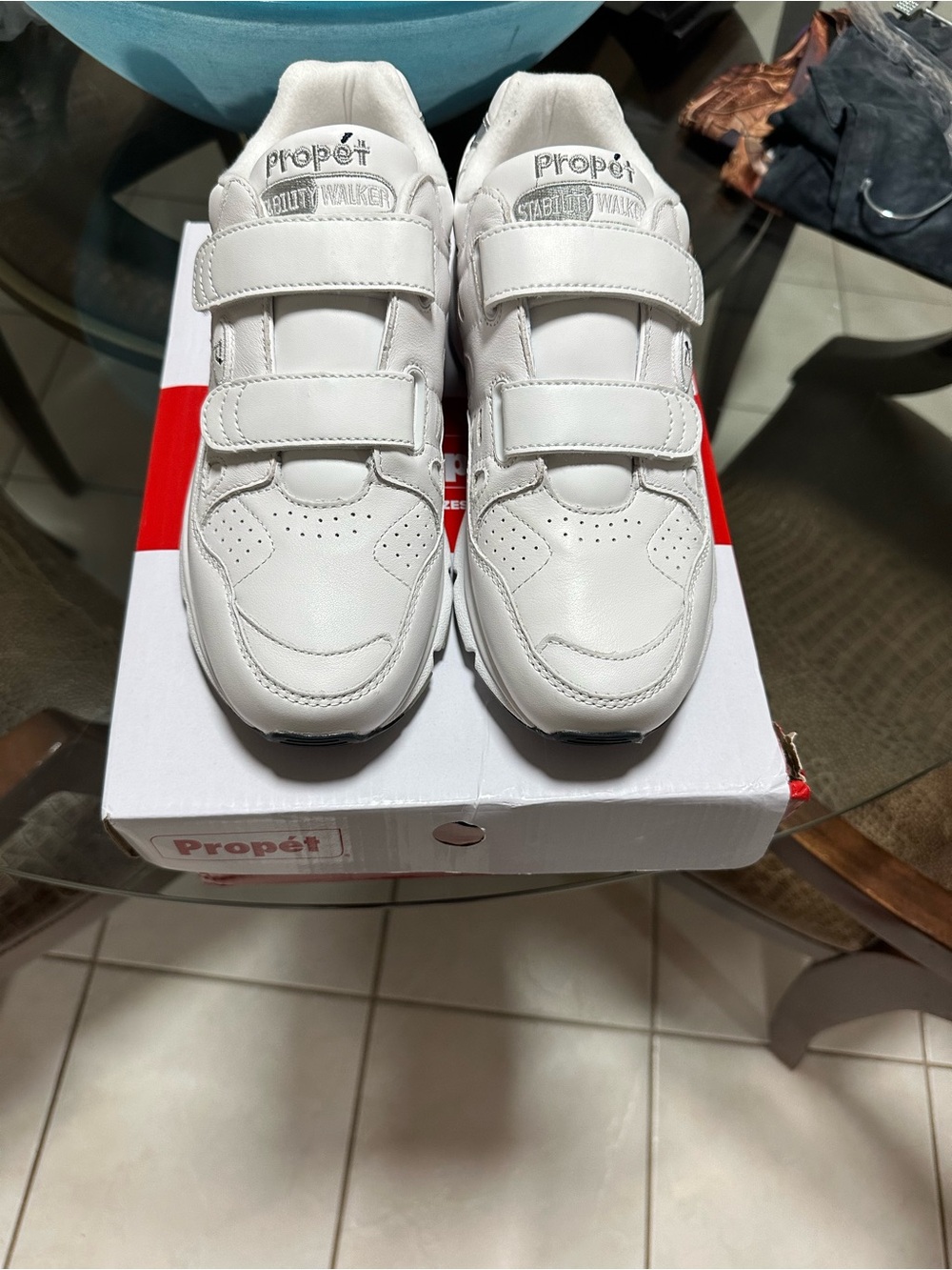 Propet Tour Walker Womens Size 8.5 M Strap Up W3902 Hook & Loop Shoes White NEW